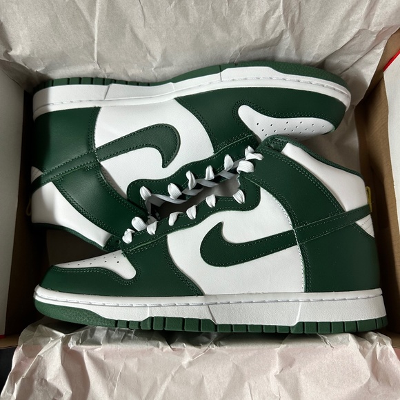 Nike Dunk High - Green - Picture 1 of 6